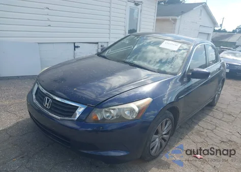 2009 Honda Accord 2.4 Lx from USA, damaged, VIN 1HGCP26379A055401